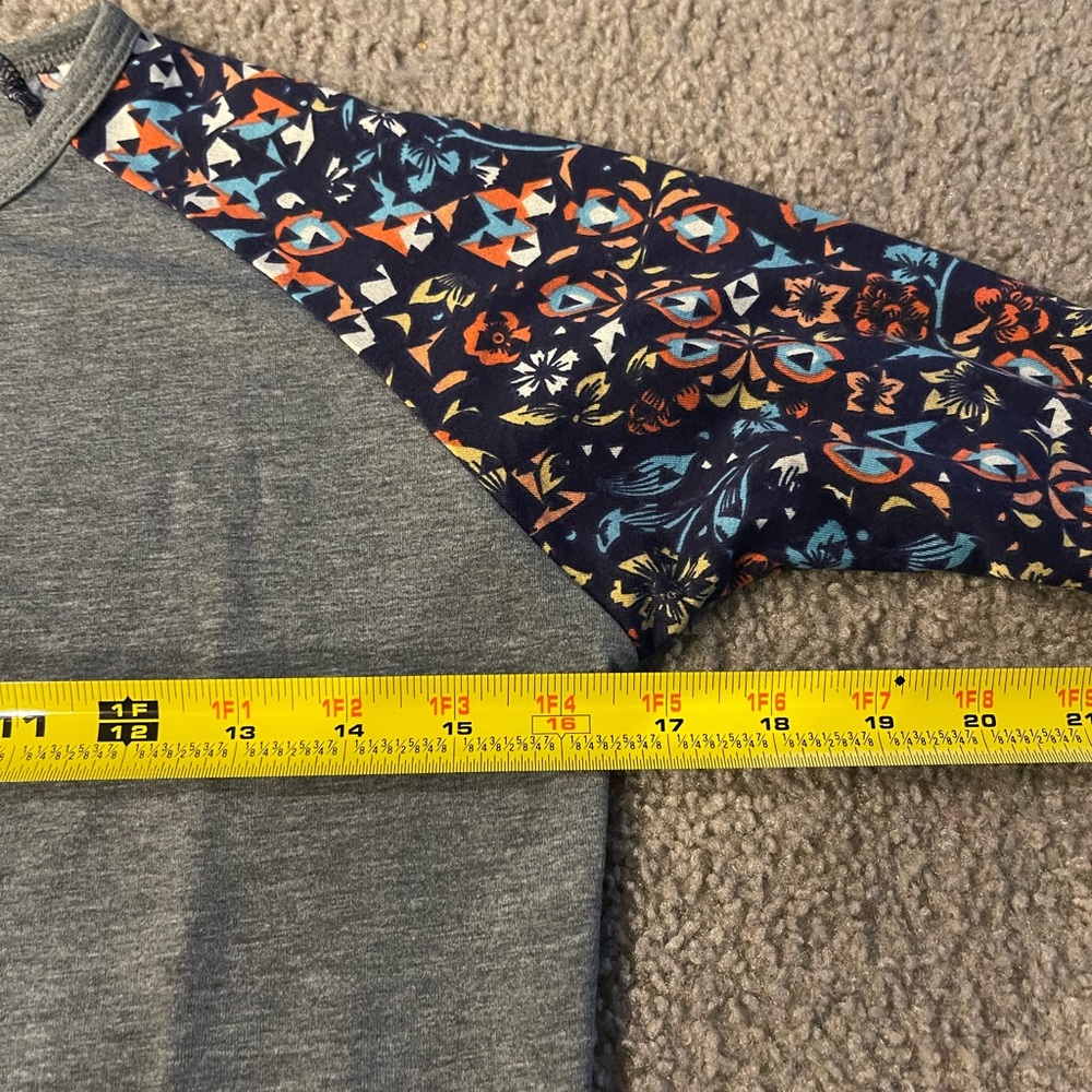 Lularoe Randy shirt - Picture 4 of 7